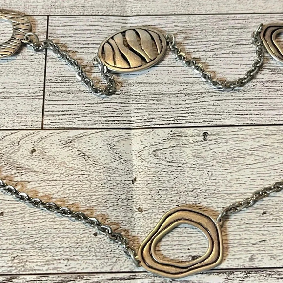 Premier Designs Silver Tone Circle Station Necklace 36” Long - Picture 10 of 11